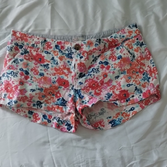 SO Women's High Waist Floral Shorts - Pink and Blue - Picture 1 of 1